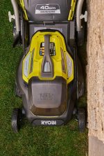 Accu grasmaaier Ryobi RY18LMX40A-0; 18 V (zonder accu en lader) - Image 2