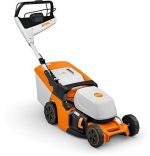 Tondeuse à gazon sans fil Stihl RMA 443.3 - Image 2
